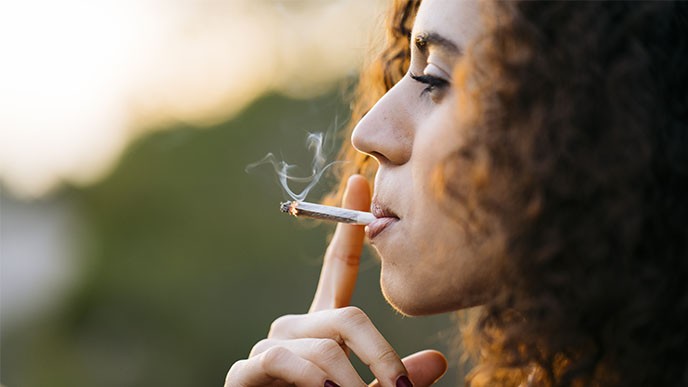085335_tabaco-periodontitis.jpg