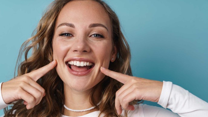 161858_blanqueamiento-dental-o-carillas.jpg