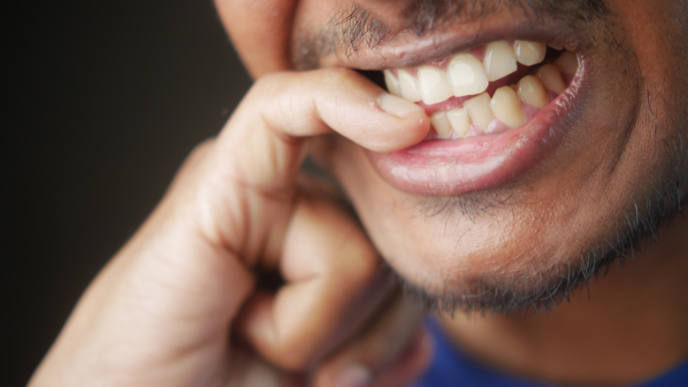 “Se me mueve un diente”: causas, tratamientos y cuándo acudir al dentista