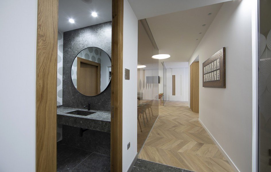 Instalaciones bano clinica dental